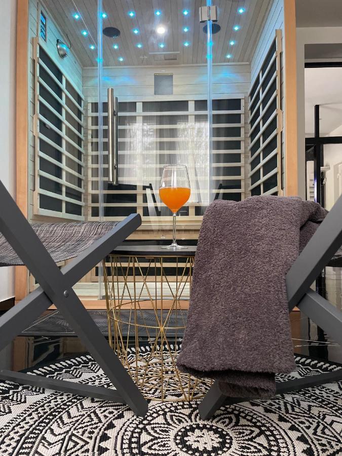 Sinalospa - Culiacan - Appartement Jardin Jacuzzi Sauna A 5 Minutes De Nancy Place Stanislas Champigneulles Extérieur photo