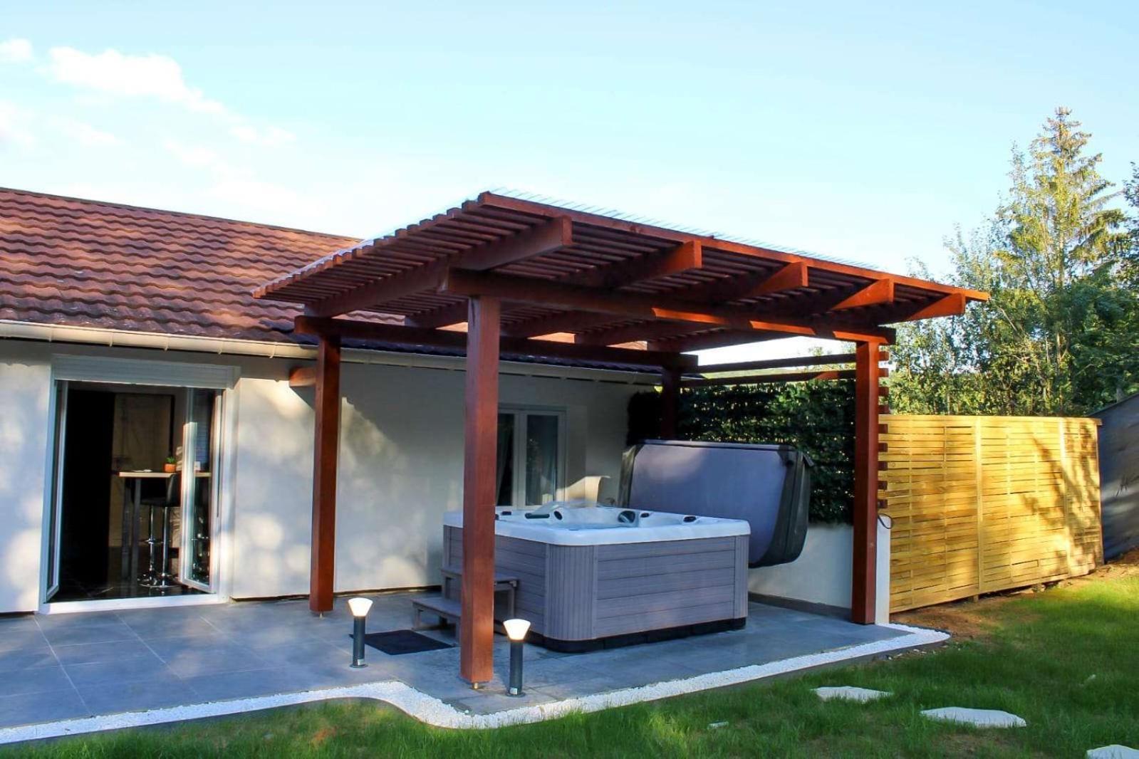 Sinalospa - Culiacan - Appartement Jardin Jacuzzi Sauna A 5 Minutes De Nancy Place Stanislas Champigneulles Extérieur photo